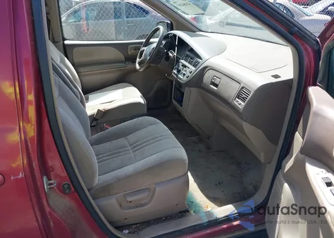 2000 Toyota Sienna Ce z USA, uszkodzony, nr VIN 4T3ZF19C5YU309477